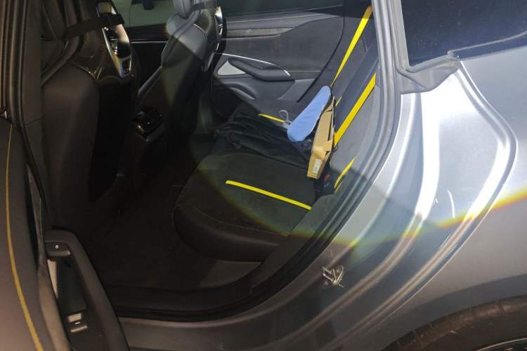 Used Xiaomi Auto SU7 Ultra 2025 Ultra Model Left Rear Seat
