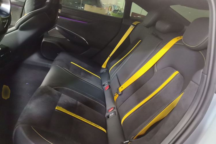 Used Xiaomi Auto SU7 Ultra 2025 Ultra Model Left Rear Seat