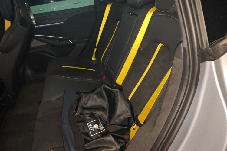 Used Xiaomi Auto SU7 Ultra 2025 Ultra Model Left Rear Seat
