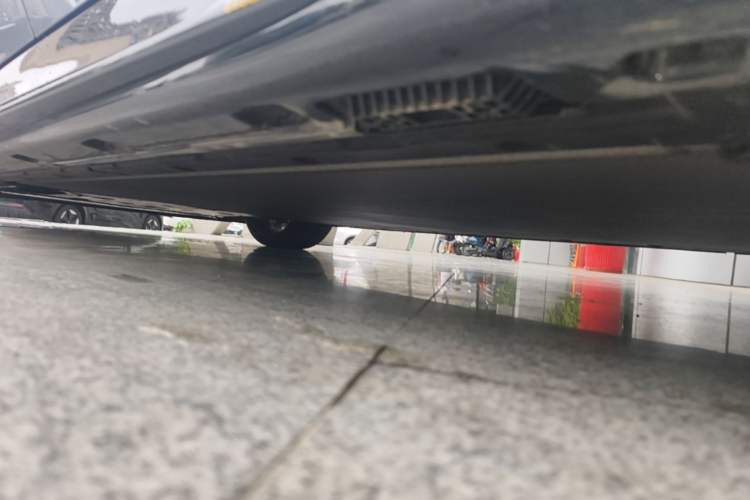 Used Xiaomi Auto SU7 Ultra 2025 Ultra Model Left Side Sill