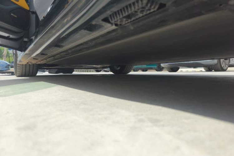 Used Xiaomi Auto SU7 Ultra 2025 Ultra Model Left Side Sill