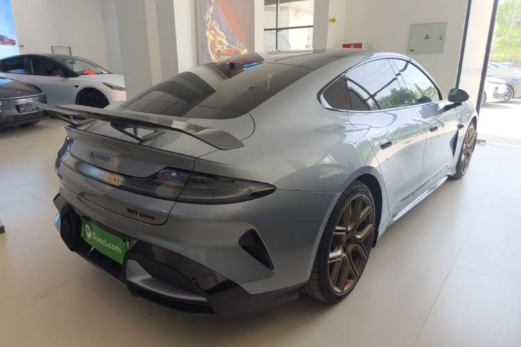 Used Xiaomi Auto SU7 Ultra 2025 Ultra Model Rear Right 45 Deg