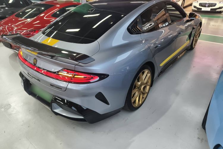 Used Xiaomi Auto SU7 Ultra 2025 Ultra Model Rear Right 45 Deg