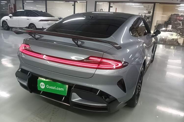 Used Xiaomi Auto SU7 Ultra 2025 Ultra Model Rear Right 45 Deg
