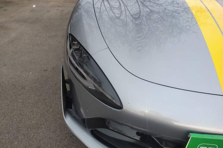 Used Xiaomi Auto SU7 Ultra 2025 Ultra Model Right Front Headlight