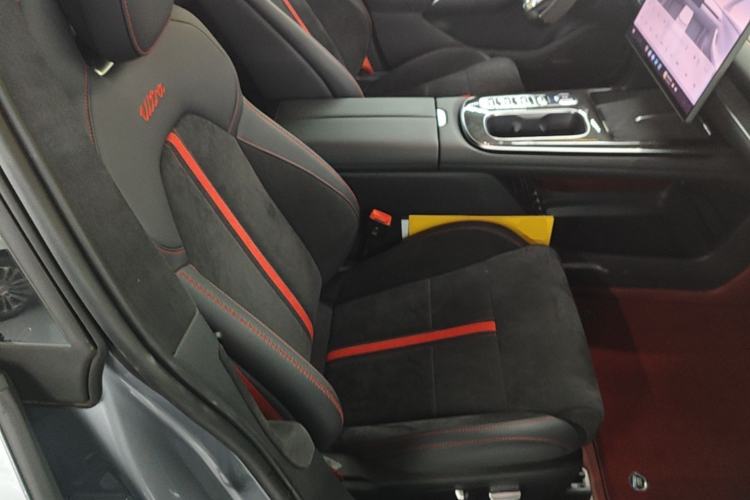 Used Xiaomi Auto SU7 Ultra 2025 Ultra Model Right Front Seat
