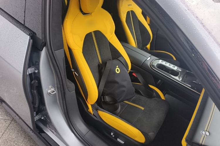 Used Xiaomi Auto SU7 Ultra 2025 Ultra Model Right Front Seat