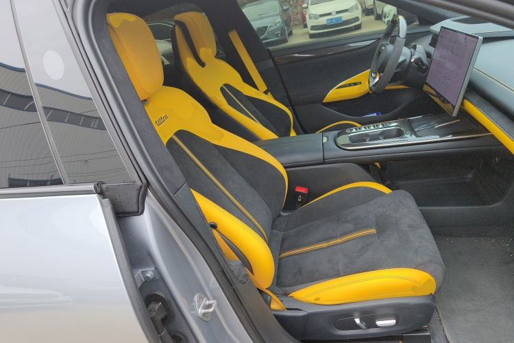 Used Xiaomi Auto SU7 Ultra 2025 Ultra Model Right Front Seat