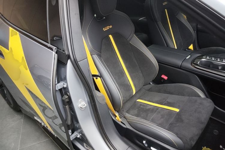 Used Xiaomi Auto SU7 Ultra 2025 Ultra Model Right Front Seat
