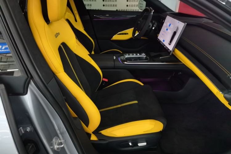 Used Xiaomi Auto SU7 Ultra 2025 Ultra Model Right Front Seat