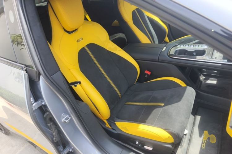 Used Xiaomi Auto SU7 Ultra 2025 Ultra Model Right Front Seat