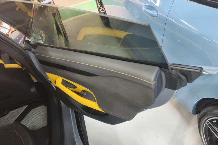 Used Xiaomi Auto SU7 Ultra 2025 Ultra Model Right Rear Door Interior