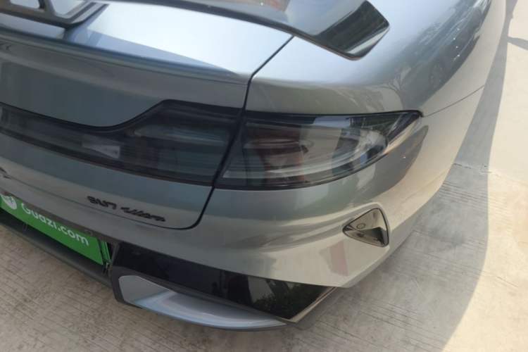 Used Xiaomi Auto SU7 Ultra 2025 Ultra Model Right Rear Taillight