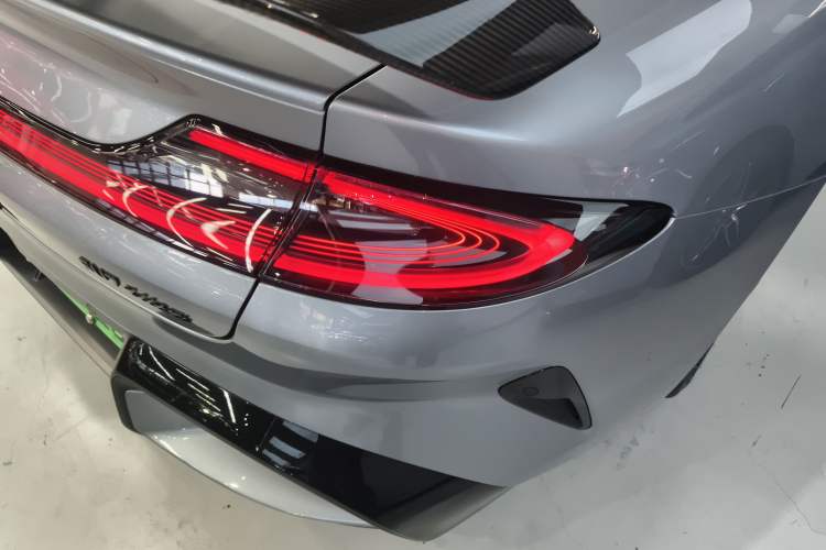 Used Xiaomi Auto SU7 Ultra 2025 Ultra Model Right Rear Taillight