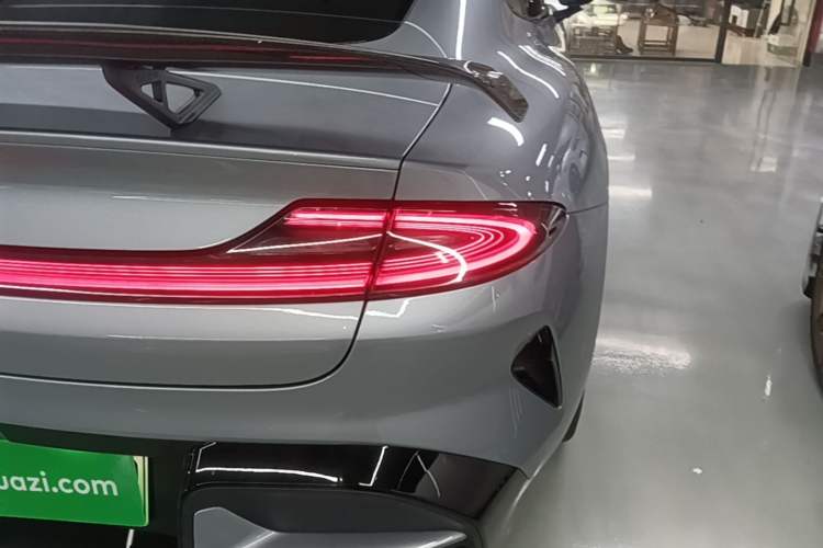Used Xiaomi Auto SU7 Ultra 2025 Ultra Model Right Rear Taillight