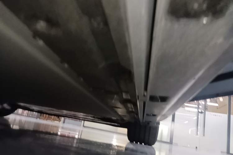 Used Xiaomi Auto SU7 Ultra 2025 Ultra Model Right Side Sill