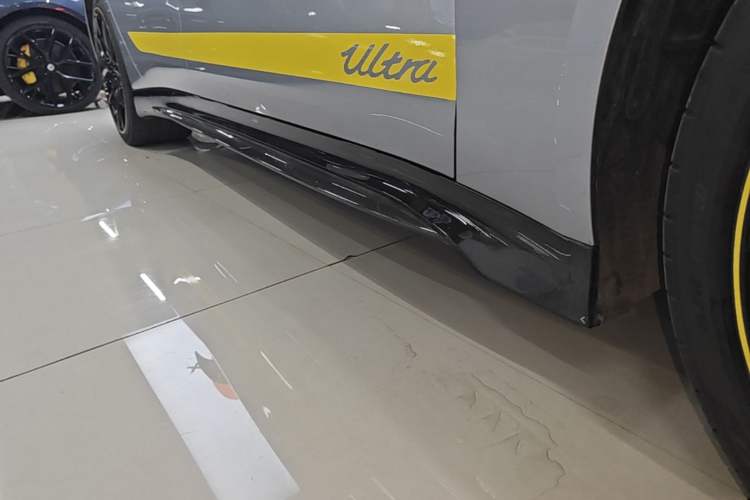 Used Xiaomi Auto SU7 Ultra 2025 Ultra Model Right Side Sill