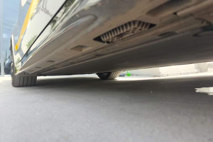 Used Xiaomi Auto SU7 Ultra 2025 Ultra Model Right Side Sill