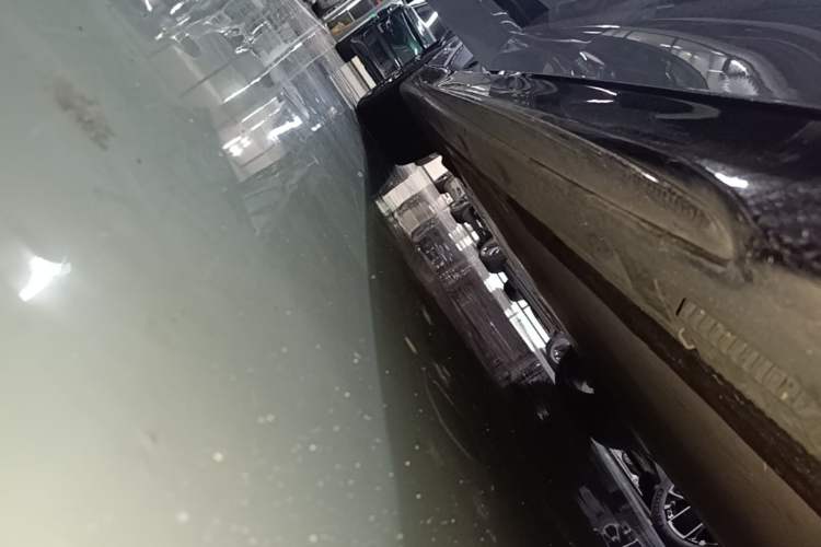Used Xiaomi Auto SU7 Ultra 2025 Ultra Model Right Side Sill
