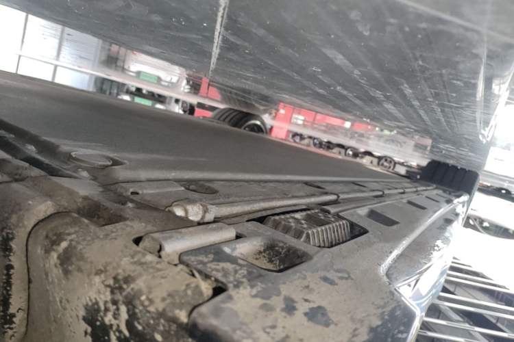 Used Xiaomi Auto SU7 Ultra 2025 Ultra Model Right Side Sill