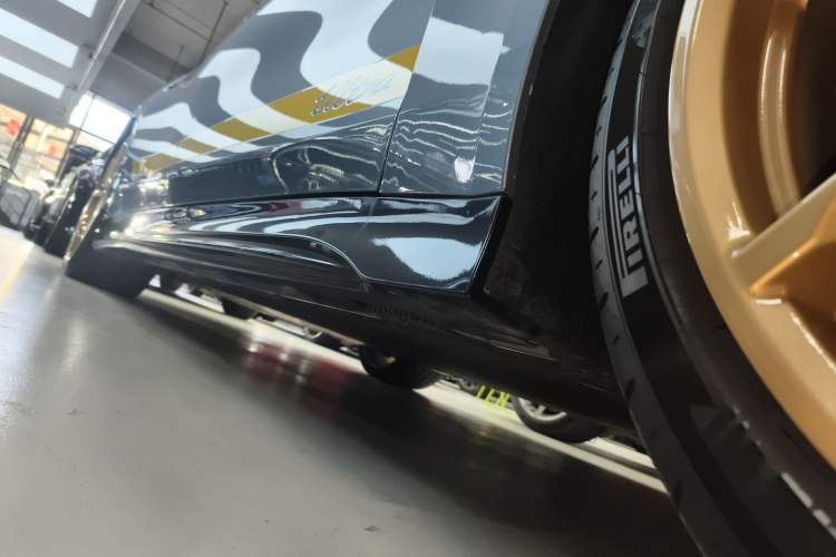 Used Xiaomi Auto SU7 Ultra 2025 Ultra Model Right Side Sill