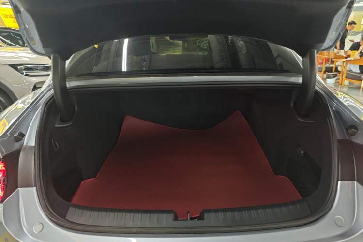 Used Xiaomi Auto SU7 Ultra 2025 Ultra Model Trunk