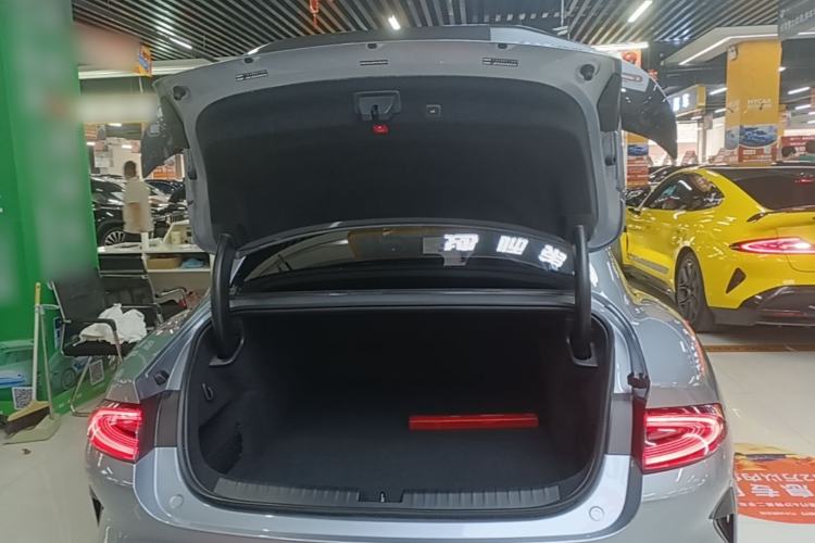 Used Xiaomi Auto SU7 Ultra 2025 Ultra Model Trunk