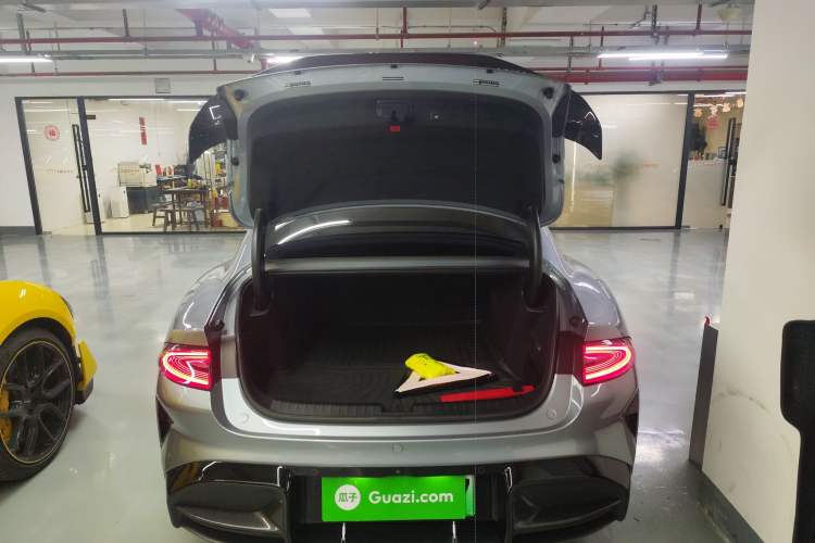 Used Xiaomi Auto SU7 Ultra 2025 Ultra Model Trunk