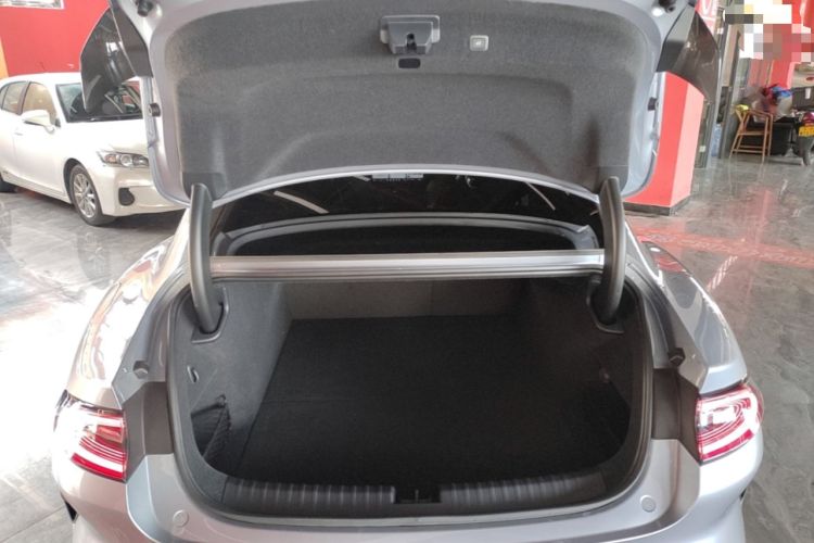 Used Xiaomi Auto SU7 Ultra 2025 Ultra Model Trunk