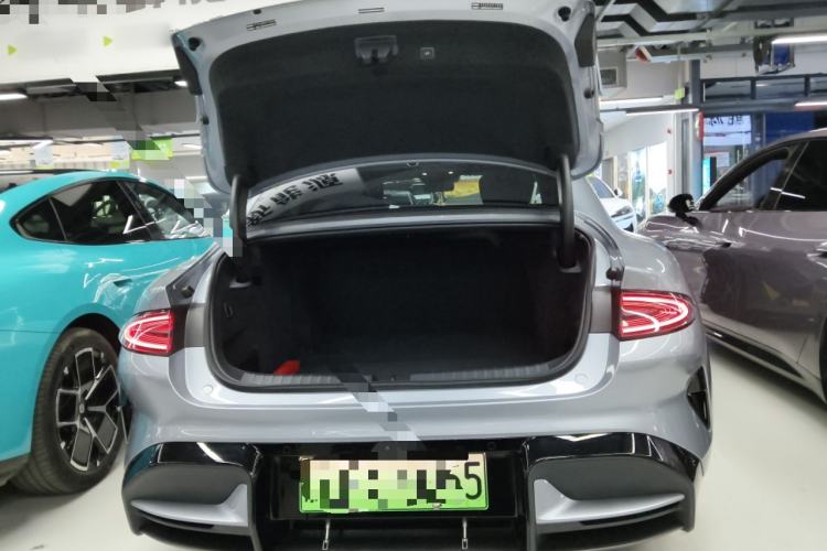 Used Xiaomi Auto SU7 Ultra 2025 Ultra Model Trunk