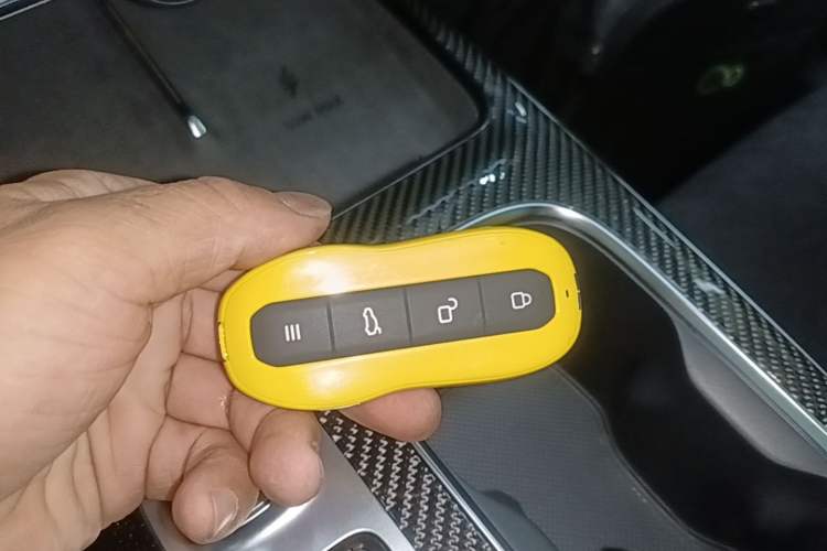Used Xiaomi Auto SU7 Ultra 2025 Ultra Model Vehicle Key
