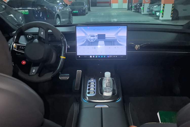 Used Xiaomi Auto SU7 Ultra 2025 Ultra Model Center Console