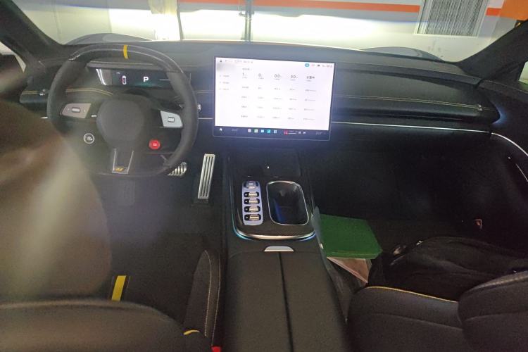 Used Xiaomi Auto SU7 Ultra 2025 Ultra Model Center Console