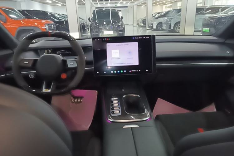 Used Xiaomi Auto SU7 Ultra 2025 Ultra Model Center Console