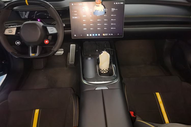 Used Xiaomi Auto SU7 Ultra 2025 Ultra Model Center Console