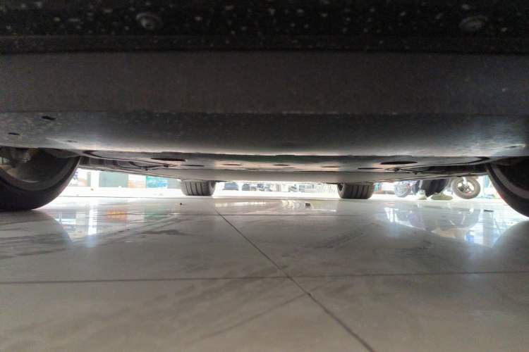 Used Xiaomi Auto SU7 Ultra 2025 Ultra Model Chassis Front