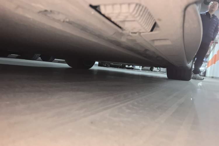 Used Xiaomi Auto SU7 Ultra 2025 Ultra Model Chassis Front Left