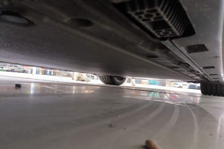 Used Xiaomi Auto SU7 Ultra 2025 Ultra Model Chassis Front Left