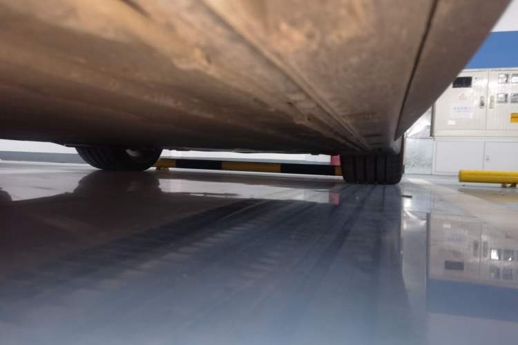 Used Xiaomi Auto SU7 Ultra 2025 Ultra Model Chassis Front Left