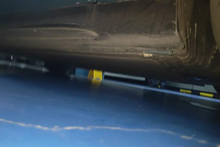 Used Xiaomi Auto SU7 Ultra 2025 Ultra Model Chassis Front Right
