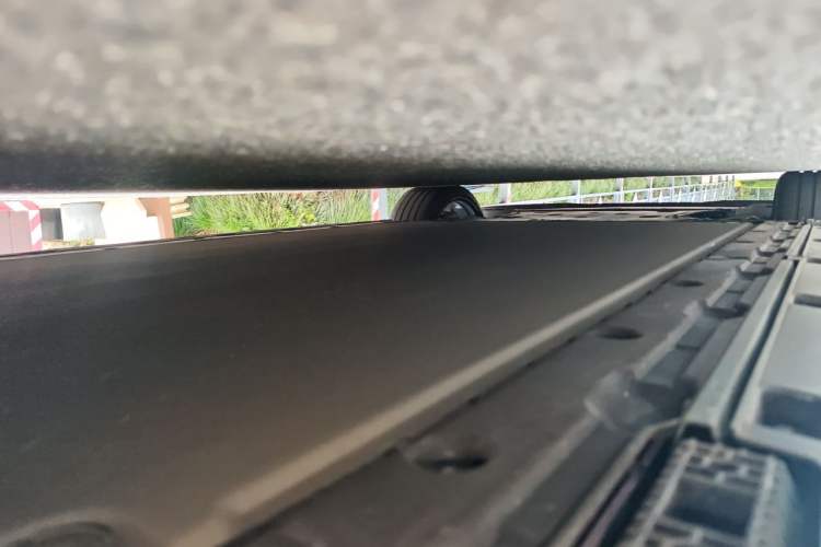 Used Xiaomi Auto SU7 Ultra 2025 Ultra Model Chassis Rear Left