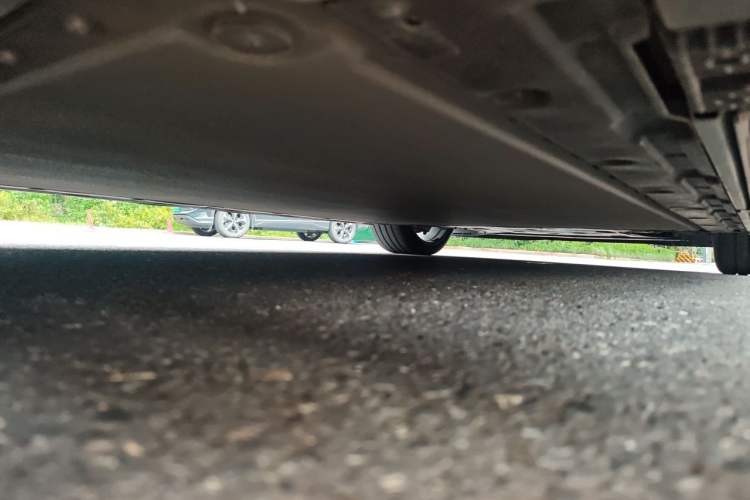 Used Xiaomi Auto SU7 Ultra 2025 Ultra Model Chassis Rear Right