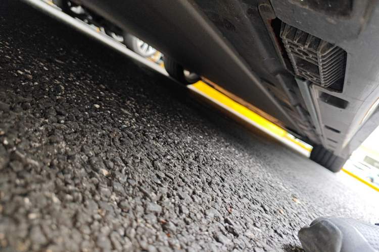 Used Xiaomi Auto SU7 Ultra 2025 Ultra Model Chassis Rear Right