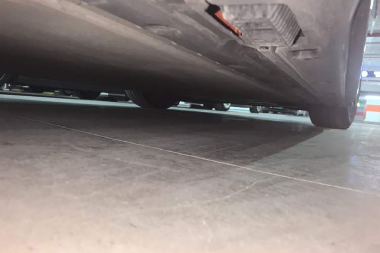 Used Xiaomi Auto SU7 Ultra 2025 Ultra Model Chassis Rear Right