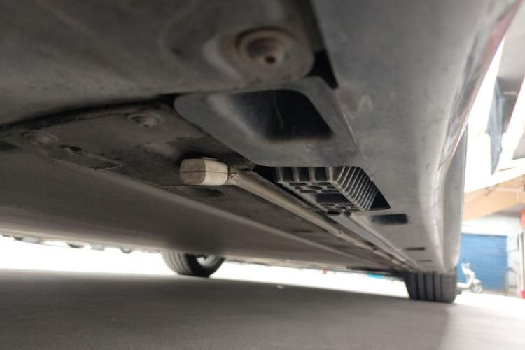 Used Xiaomi Auto SU7 Ultra 2025 Ultra Model Chassis Rear Right