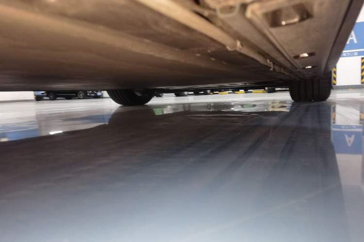 Used Xiaomi Auto SU7 Ultra 2025 Ultra Model Chassis Rear Right
