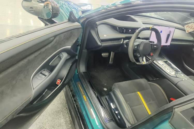 Used Xiaomi Auto SU7 Ultra 2025 Ultra Model Driver Seat
