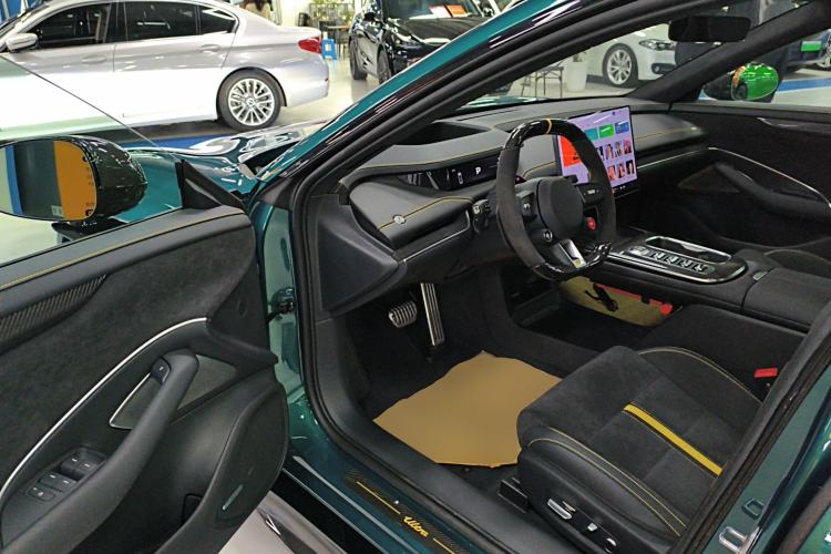 Used Xiaomi Auto SU7 Ultra 2025 Ultra Model Driver Seat