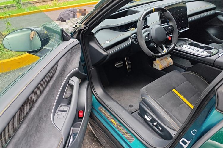 Used Xiaomi Auto SU7 Ultra 2025 Ultra Model Driver Seat