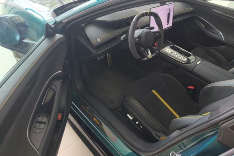 Used Xiaomi Auto SU7 Ultra 2025 Ultra Model Driver Seat
